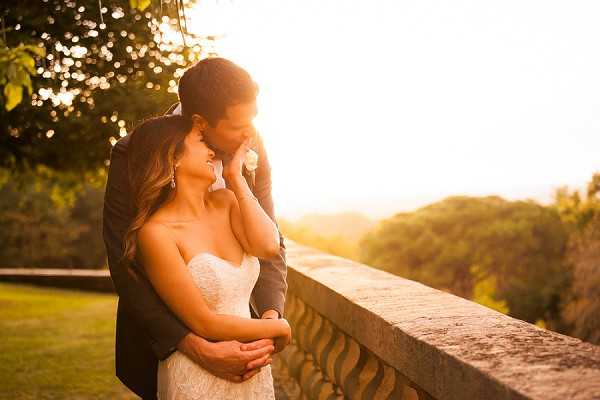 golden hour wedding portraits