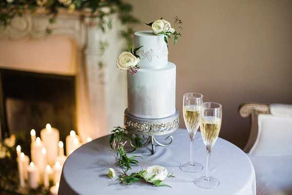 Elegant Wedding cake