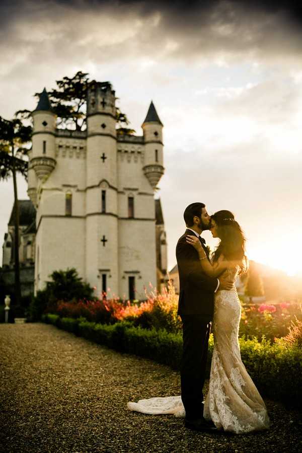 CHATEAU CHALLAIN DESTINATION WEDDING