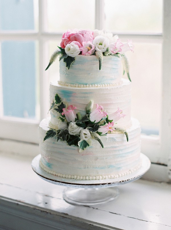 Iced wedding cake