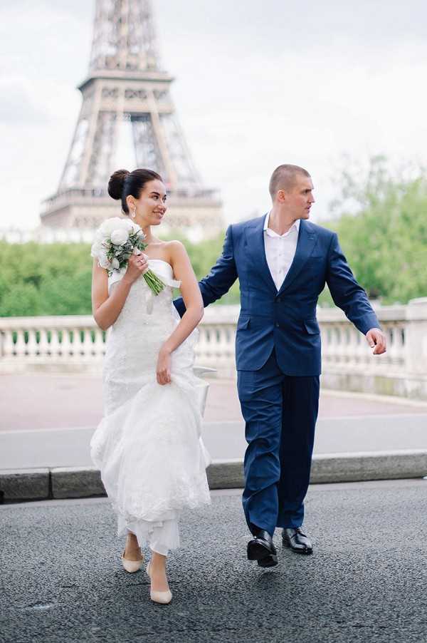 River Seine wedding