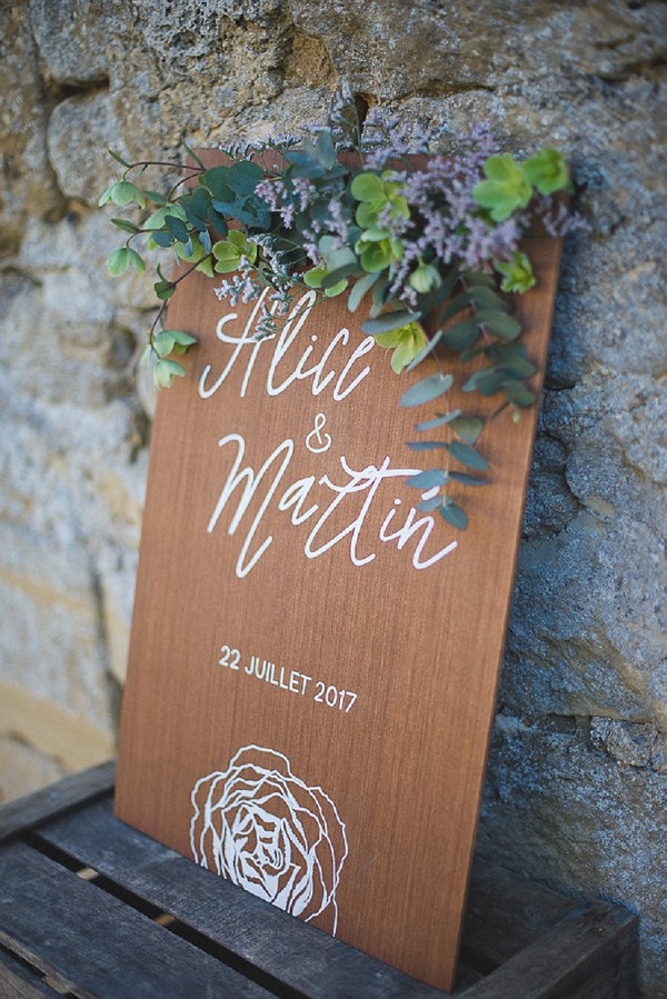 french rustic wedding touches