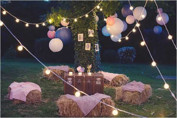 French wedding lighting ideas festoon lights