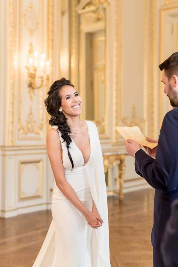 elegant bride Paris