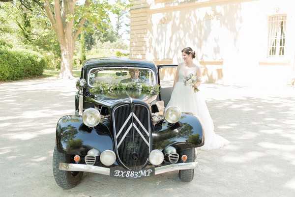 vintage wedding car