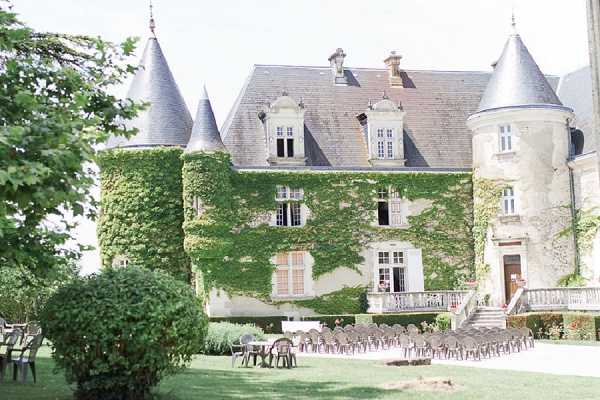 Outdoor french wedding