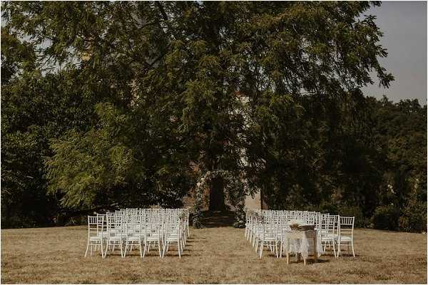 outdoor wedding ceremony ideas in France