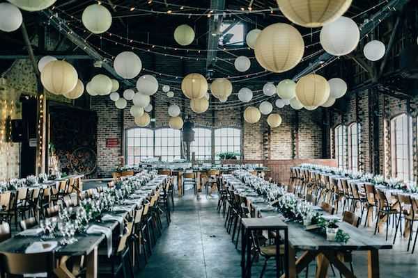 Dry hire wedding venue planning Elian Concept Weddings French Industrial Wedding Les bonnes joies Pierre Atelier