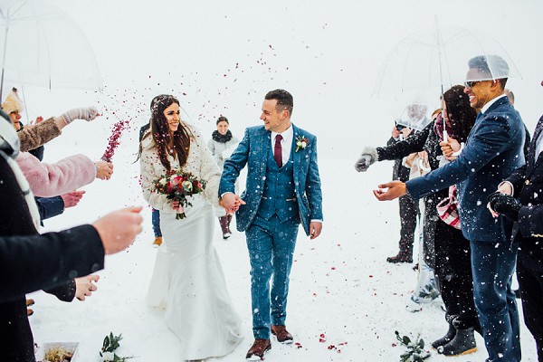 outdoor winter wedding ceremony