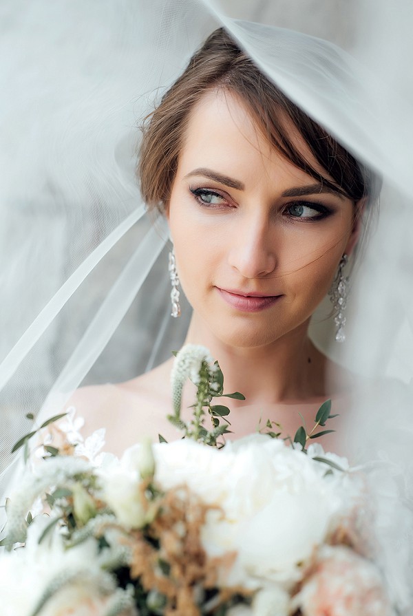 elegant bridal portrait