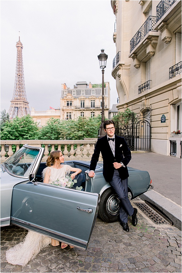 Paris Vintage Elopement Couple