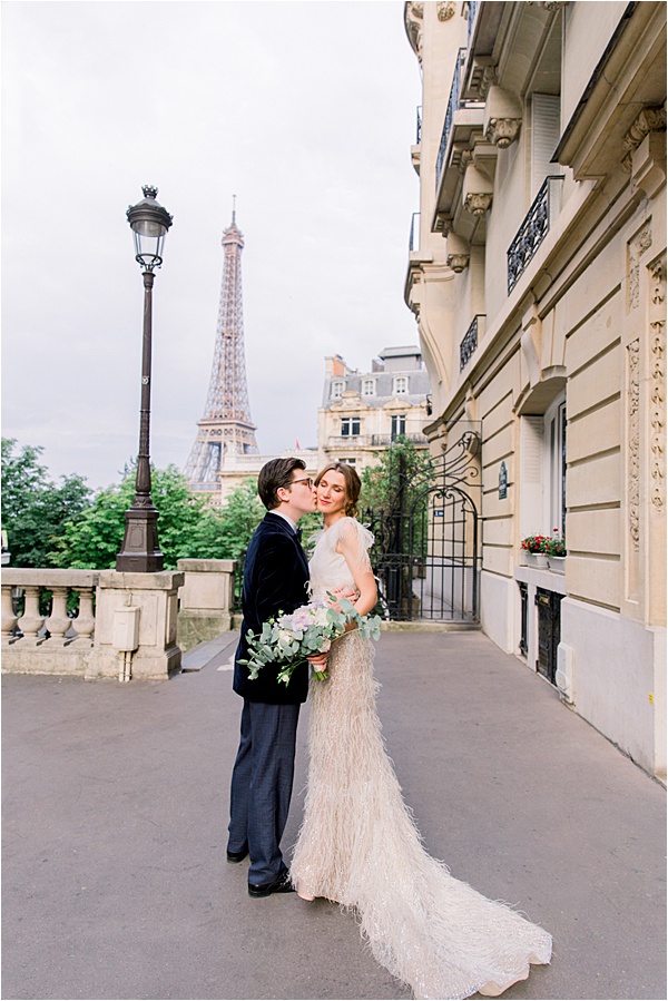 Paris Vintage Elopement Couple