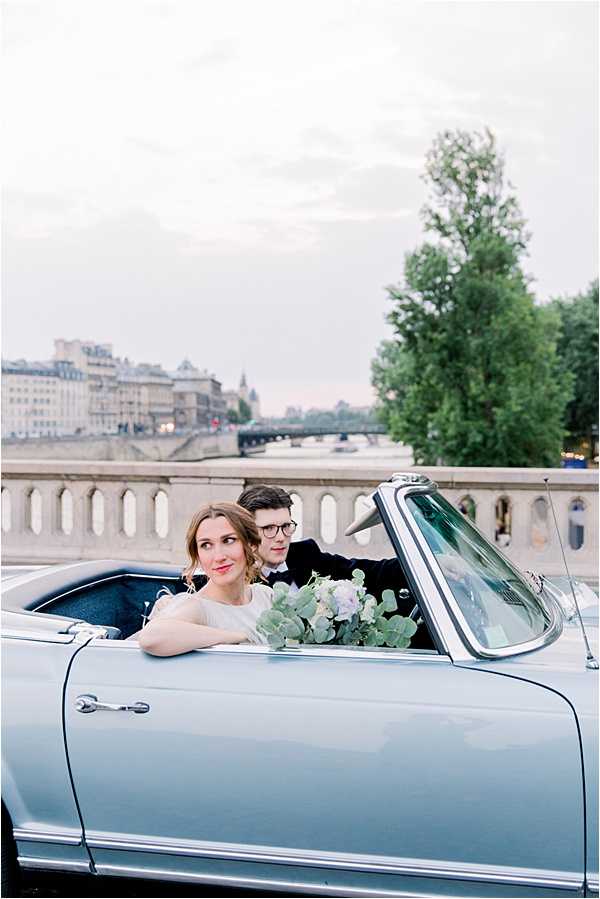 Paris Vintage Elopement Couple 
