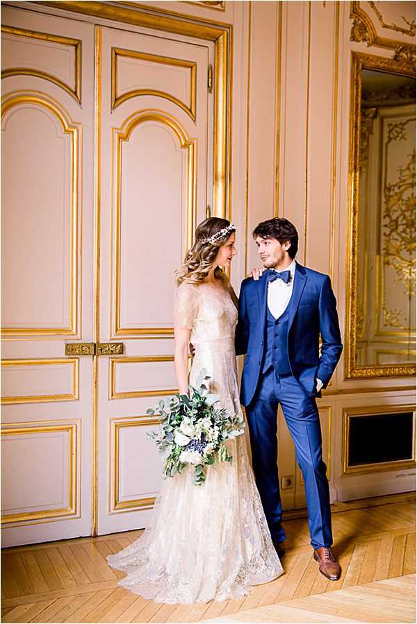 glammed couple at Winter Wedding in Paris | Daria Lorman photography glammed couple at Winter Wedding in Paris