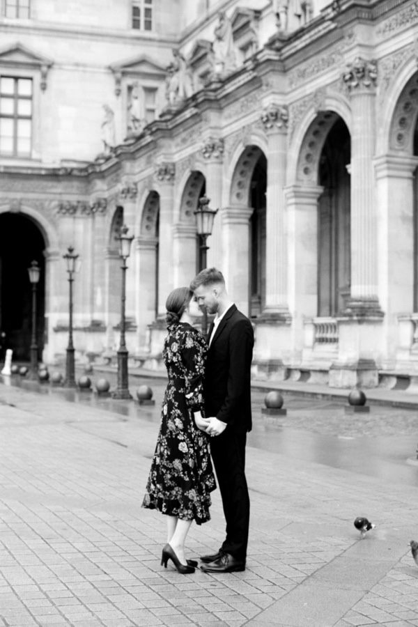 Engagement Couple in Paris