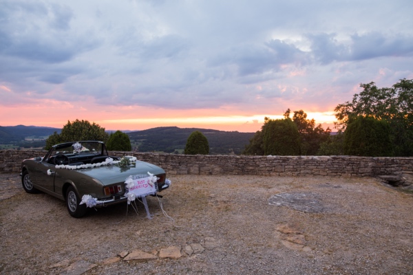 just married wedding car sunset