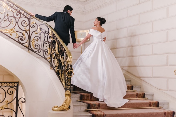 bride stairs fairytale wedding