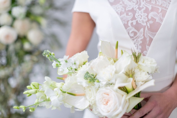 elegant bridal bouquet