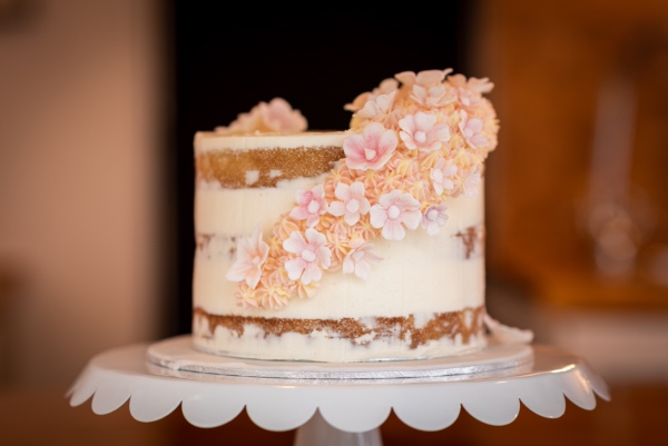 Nans Bakery wedding cake