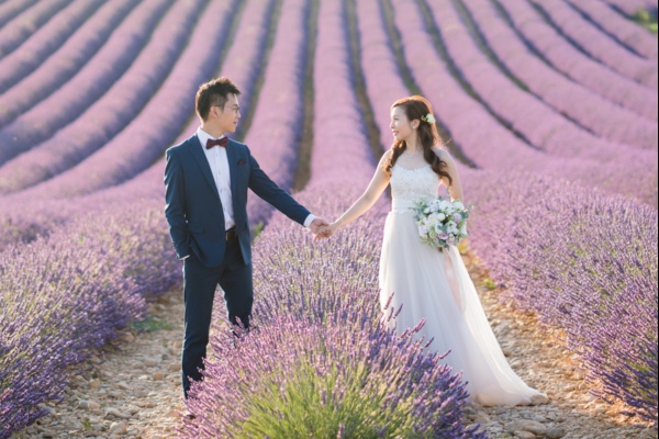 lavender wedding couple