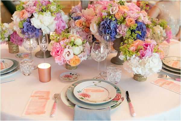 Pastel wedding table setting