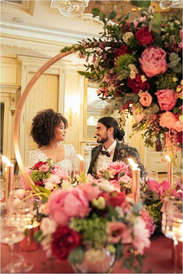 red romantic wedding table design