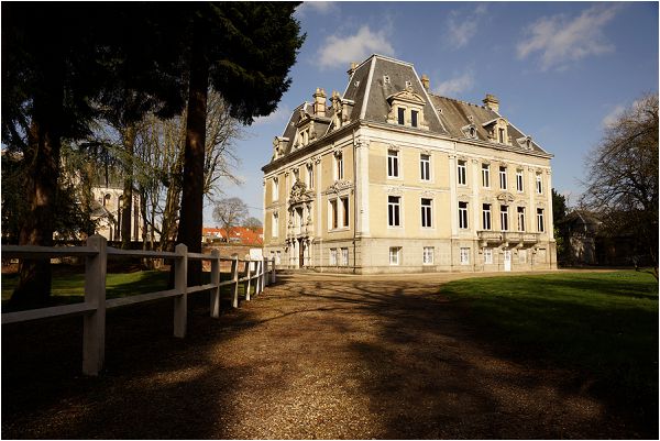 Chateau d’Hallines wedding venue in Northern France