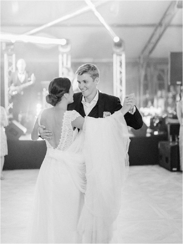 Rosa Clara Bride first dance * Image by Thomas Raboteur