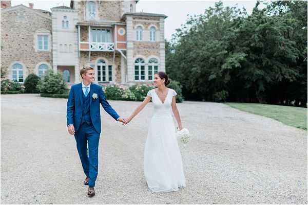 planning a chateau wedding * Image by Thomas Raboteur