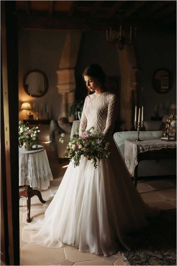 romantic fashion bridal style * Image by Pattie Fellowes