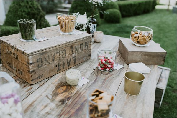 rustic French wedding inspiration * Image by tub of jelly
