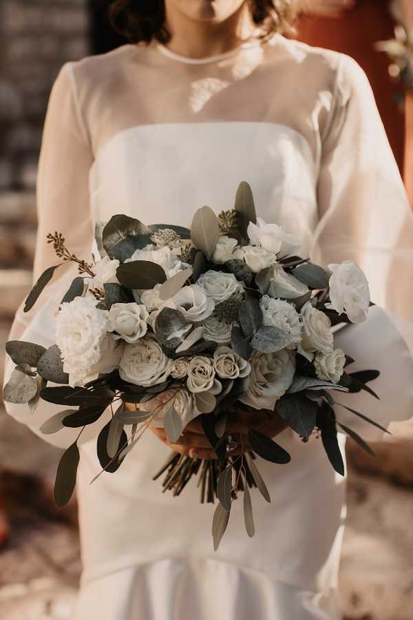 [تصویر:  Winter-Wedding-Flower-Ideas.jpg]