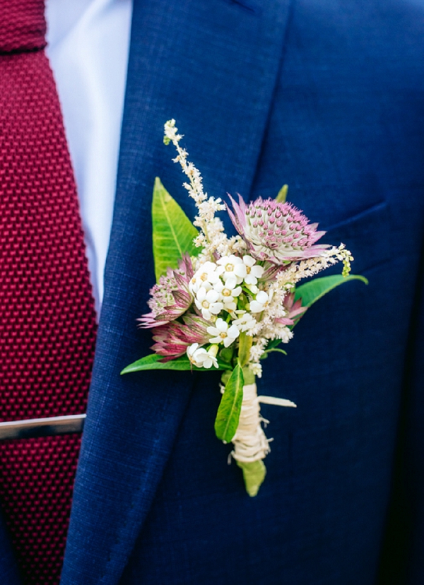 groom boutonniere