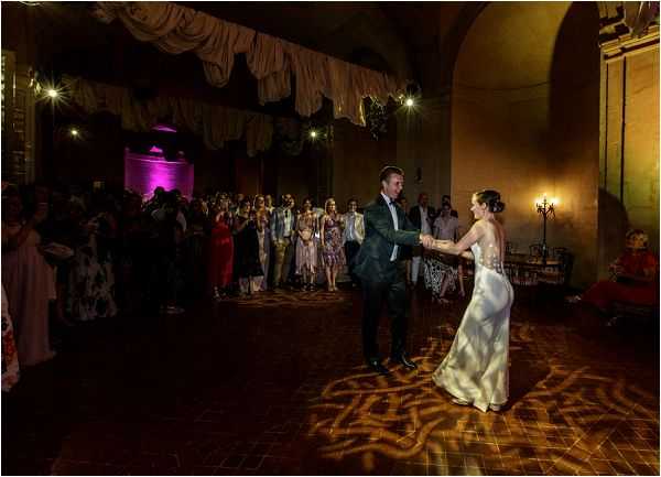 funky first dance | Image by Charlie Davies Photography