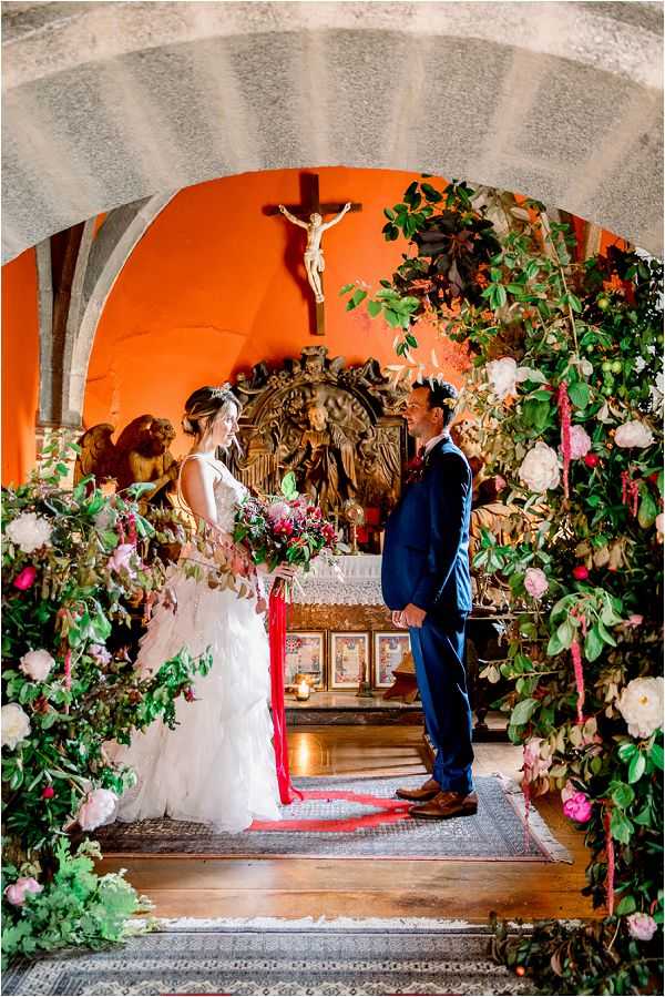 Ethereal Wedding at Château de Bonneval Image by Daria Lorman Photography