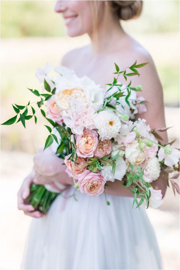 fine art bridal bouquet | Image by Cedric Klein