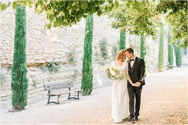 getting married in Provence Images by Jeremie Hkb