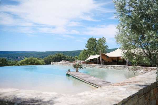 Infinity pool overlooking Cèze valley in Provence