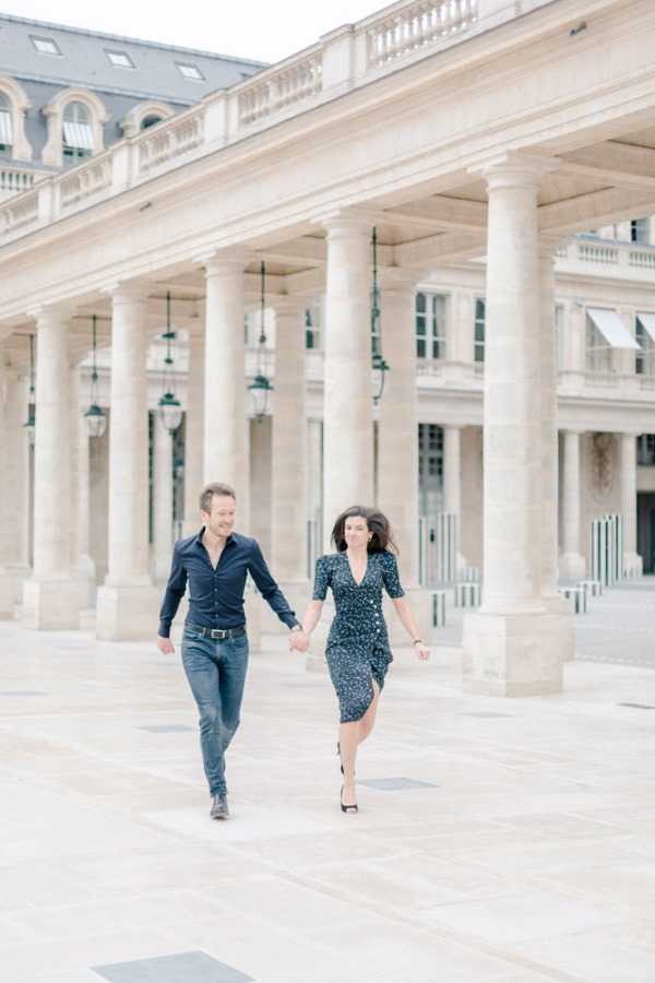 Marine & Guillaume Louvre Palace Engagement Picture 3