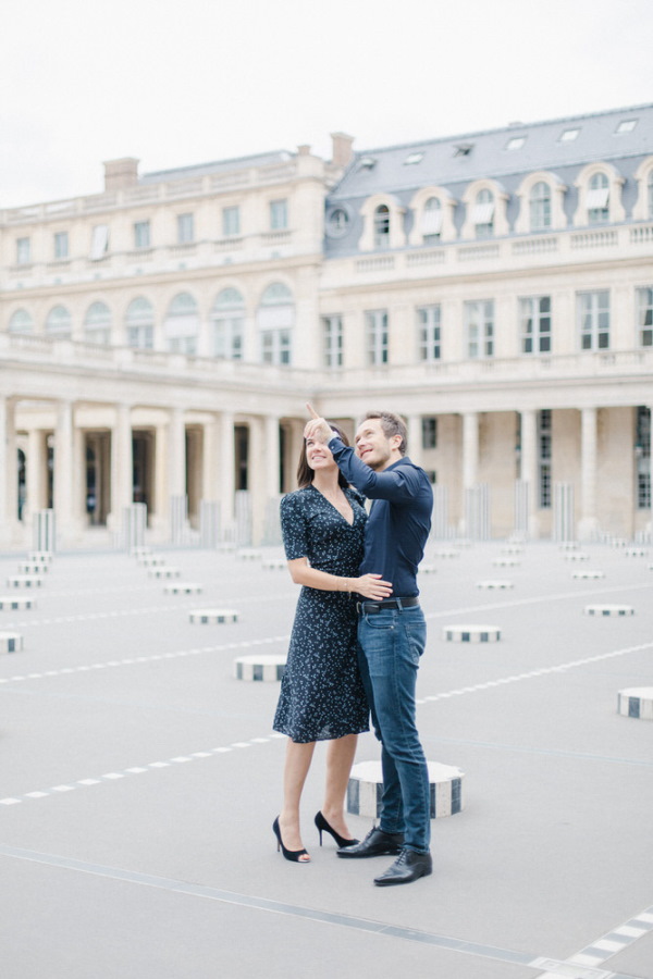Engagement Photos at the Louvre Palace
