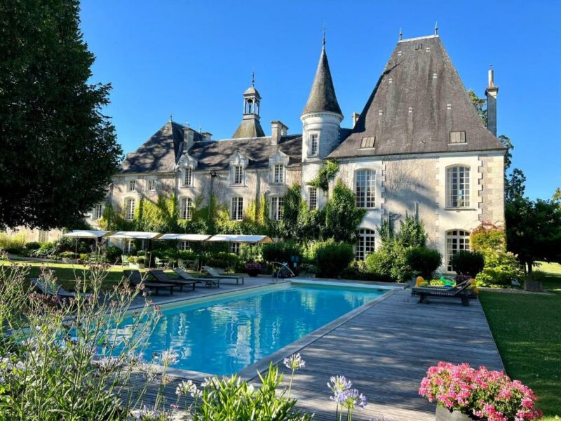 Chateau le mas de Montet - Best French Chateau Wedding France - 