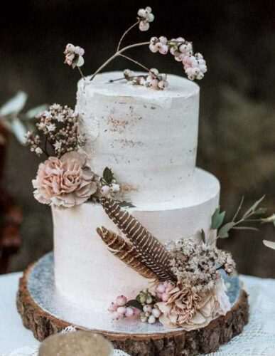 Boho shop wedding cake