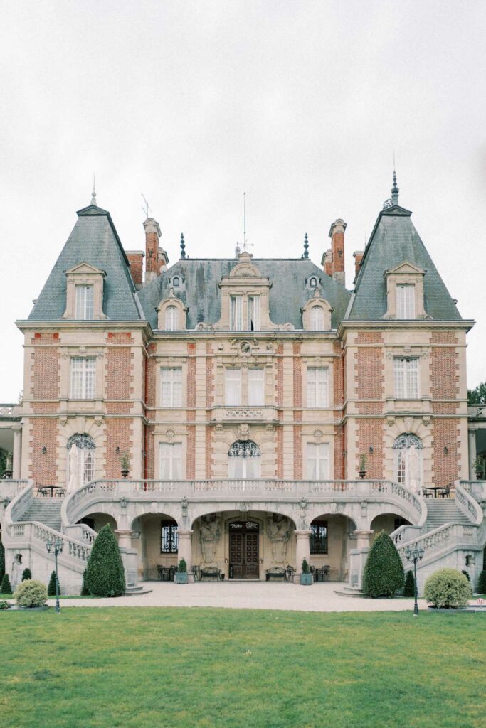 Chateau Bouffemont Wedding venue paris franz la douce 63