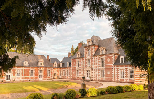 Chateau de Vauchelles normandy wedding venue