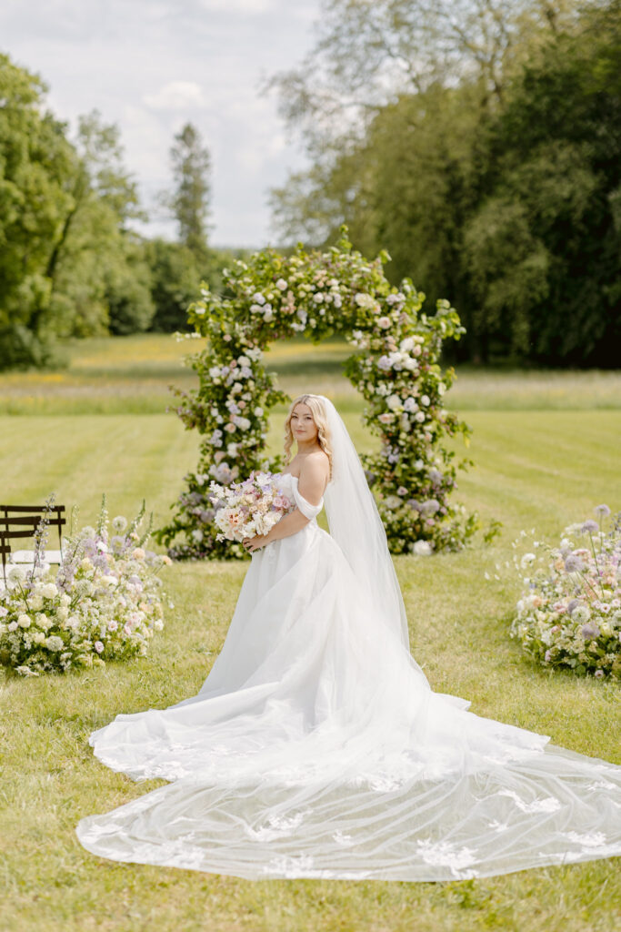 pastel color wedding flowers