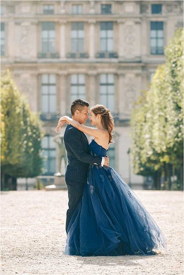 Hong Kong Couple's Paris Engagement Shoot