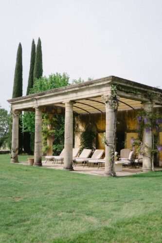 chateau de sannes love is more wedding planner laurine bailly wedding photographer 119