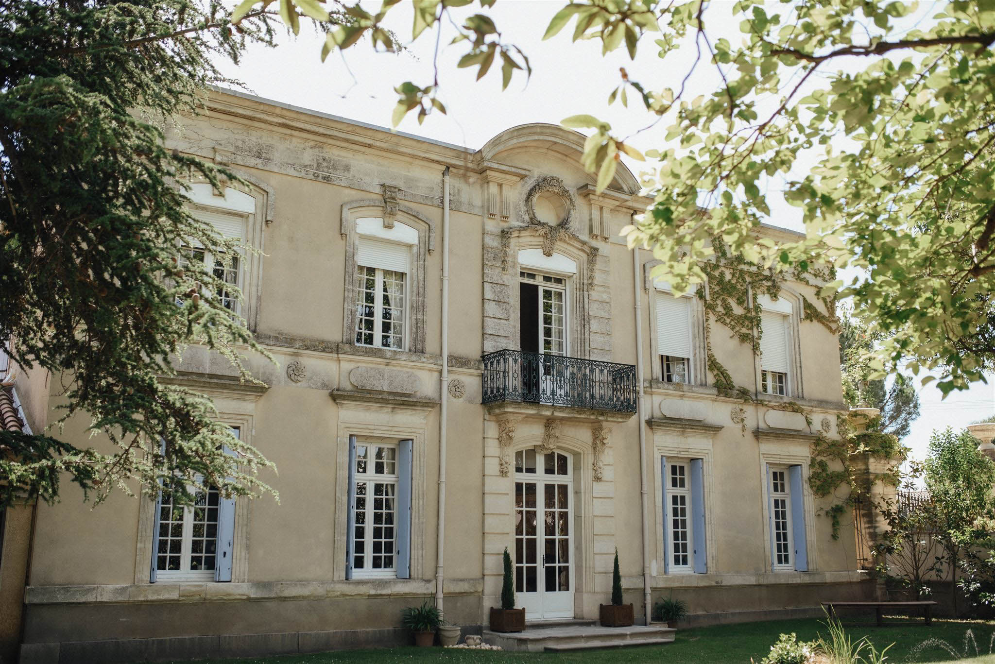 affordable wedding venue in france chateau du puits es pratx packages