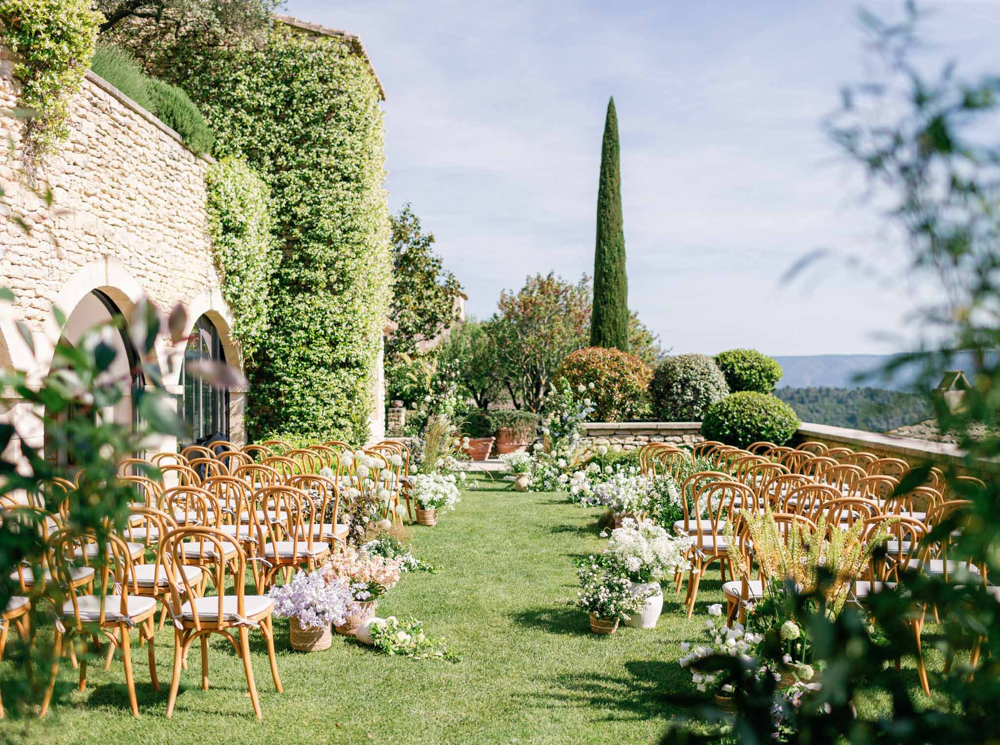 Couple walking down the aisle after the ceremony
