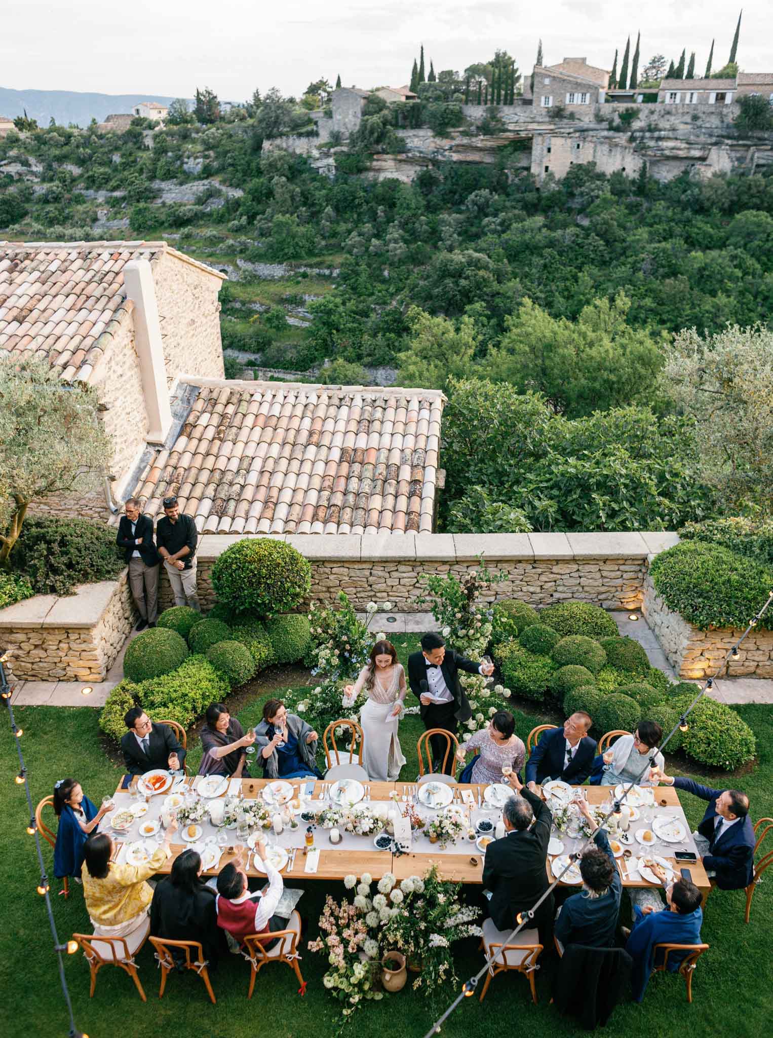 White floral arrangement detail in stone window alcove at Airelles Gordes wedding